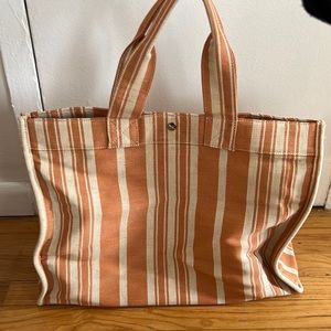 Striped beach bag